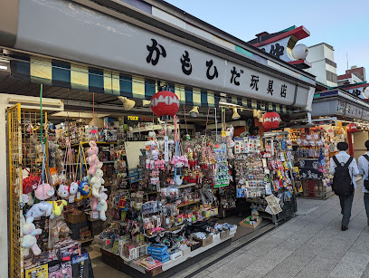 浅草仲見世　かもひだ玩具店